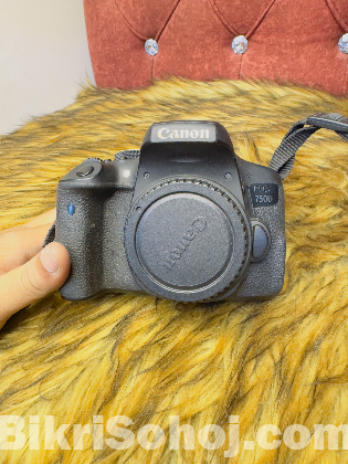 canon 750d with 18-200 mm semi professional lens